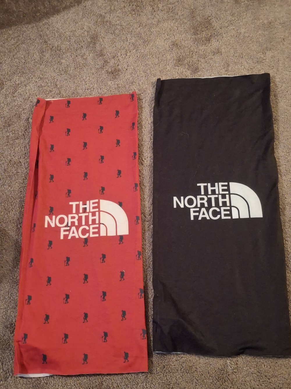 The North Face Neck Gaiters - Red & Black